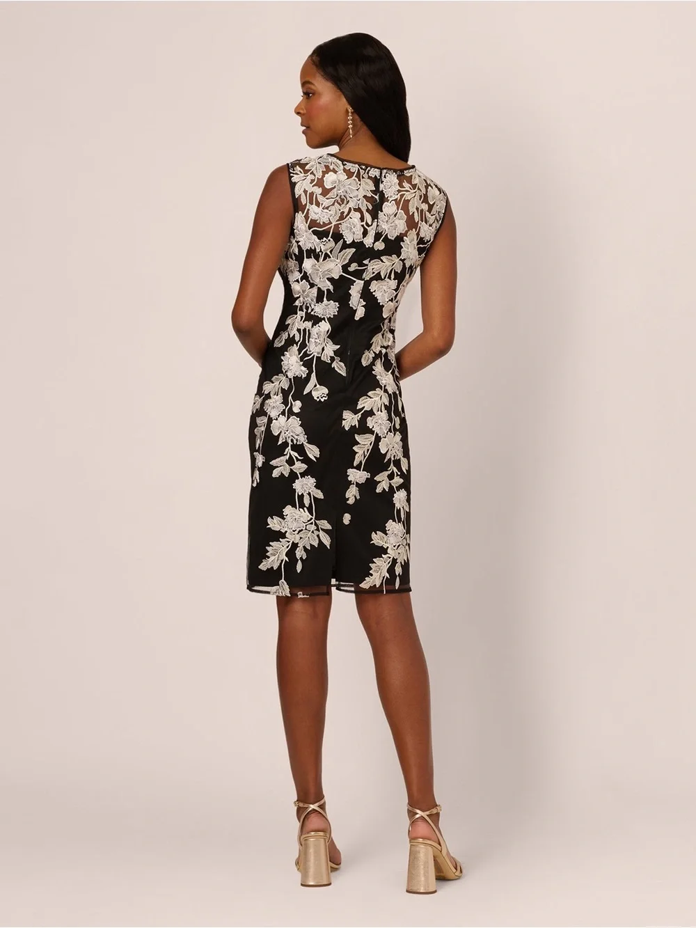 Adrianna Papell SZ 2 NWT Black Ivory Floral Embroidered Cocktail Dress GALA MOB